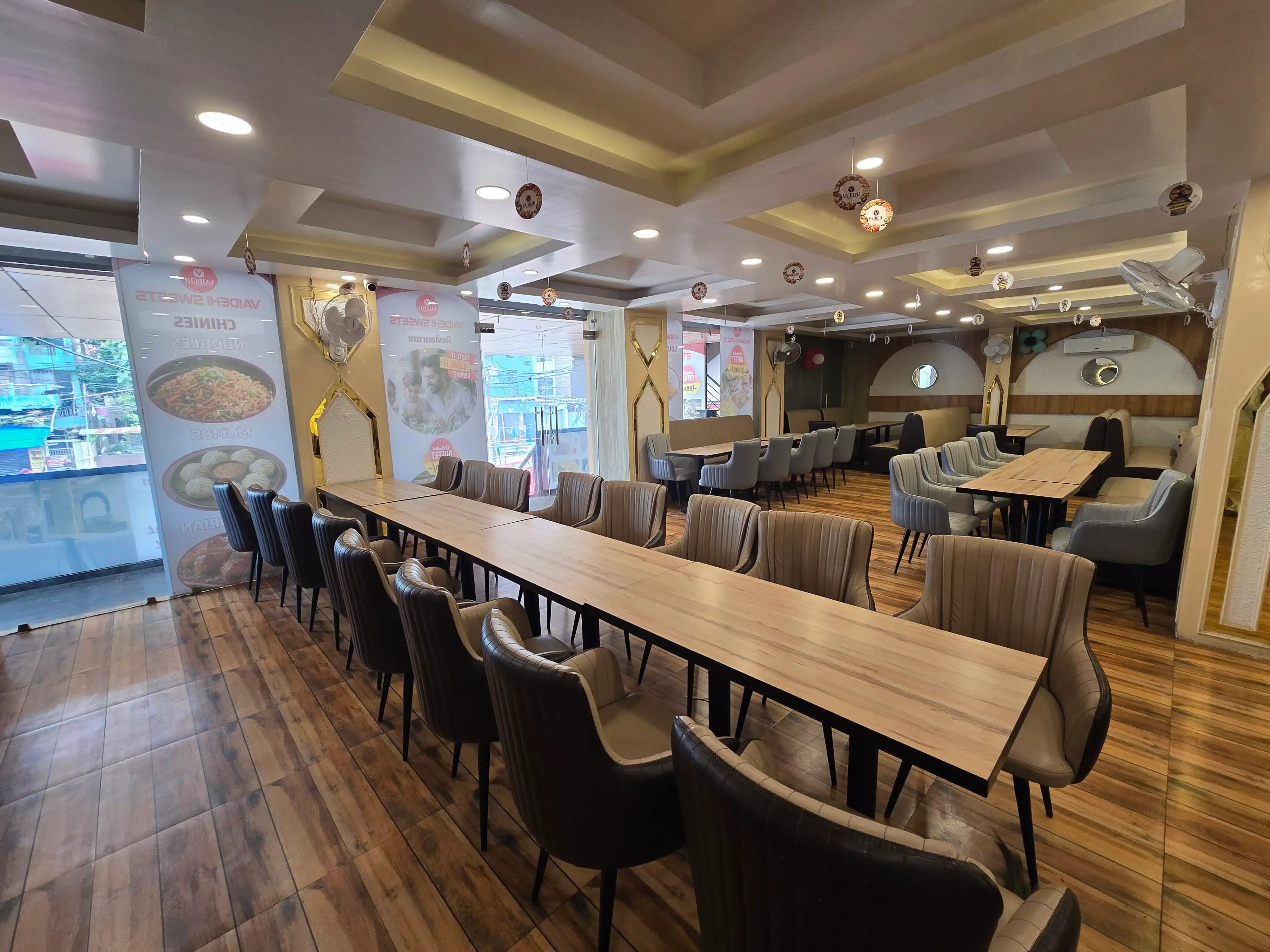 Vaidehi Sweets Restaurant Ambience
